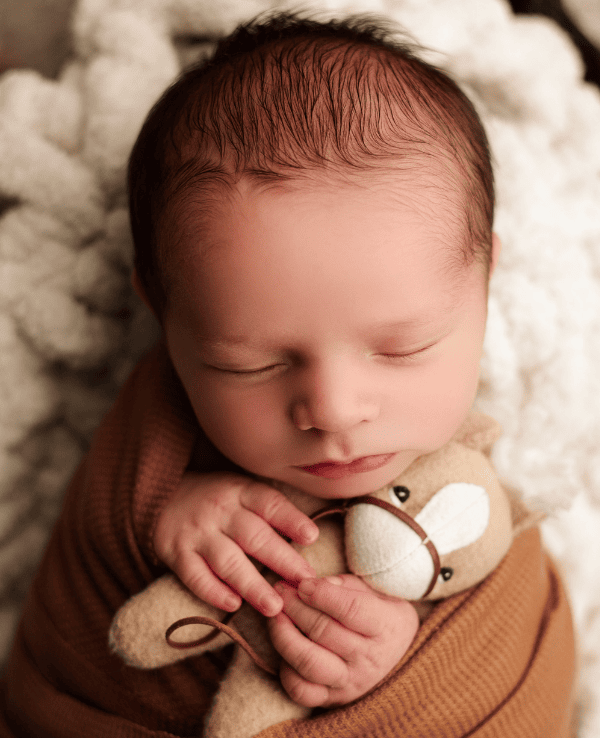 Newborn boy close up picture in Grants Pass Oregon.