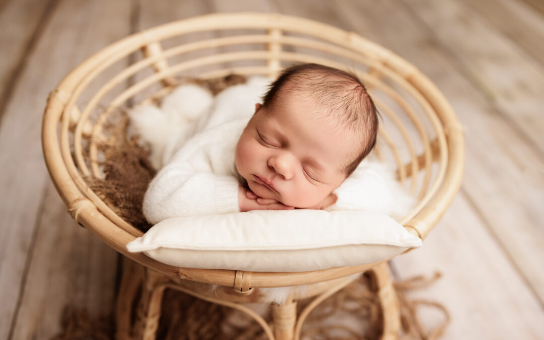 How To Book A Newborn Session